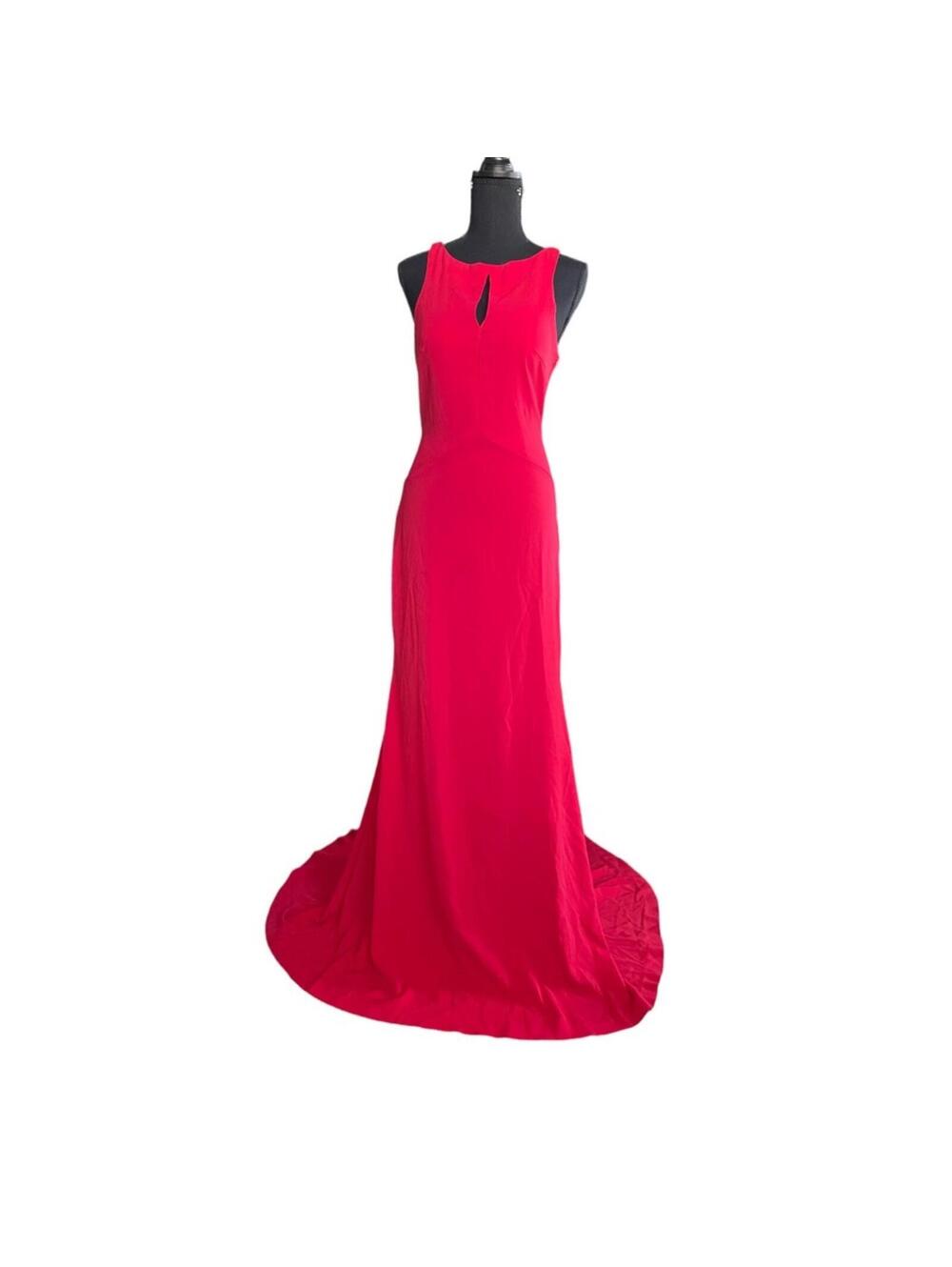 Elegant Red Sleeveless Evening Gown with Open Back and Train - Picture 2 of 9